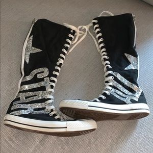 Converse Super Hi High-Tops Size 10